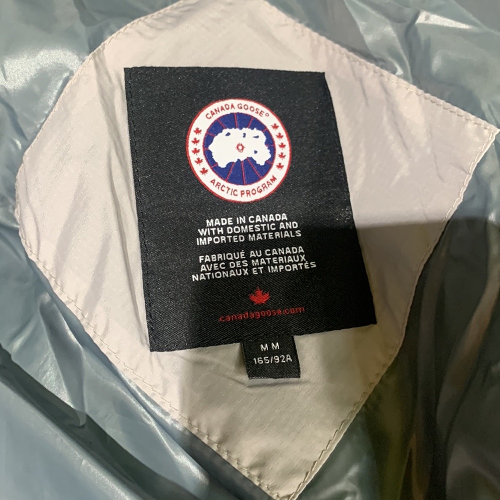 Canada Goose Alliston 750 Fill Power Down Long Hooded Parka - Picture 11 of 14